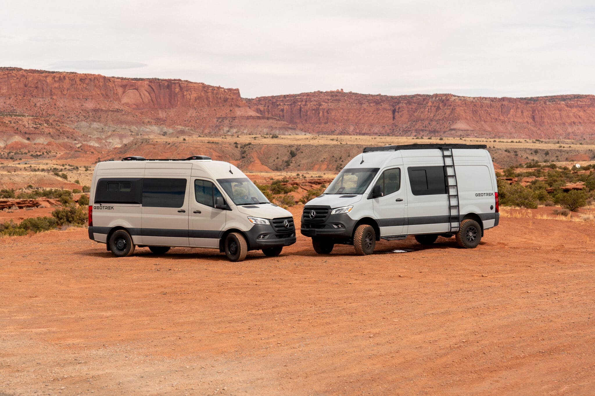 geotrek flatiron & bear peak vans side by side in desert