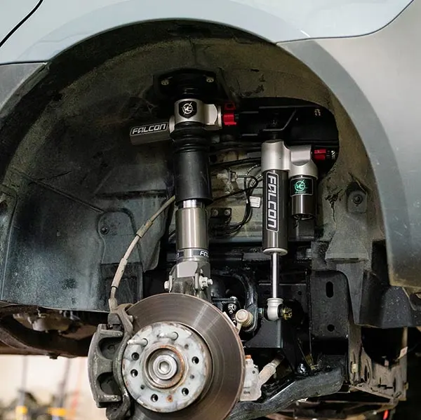 VanCompass suspension installed on a Geotrek Verus